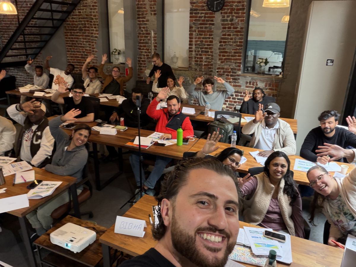 Theorieles rijbewijs B in de klas bij Rijschool Liman